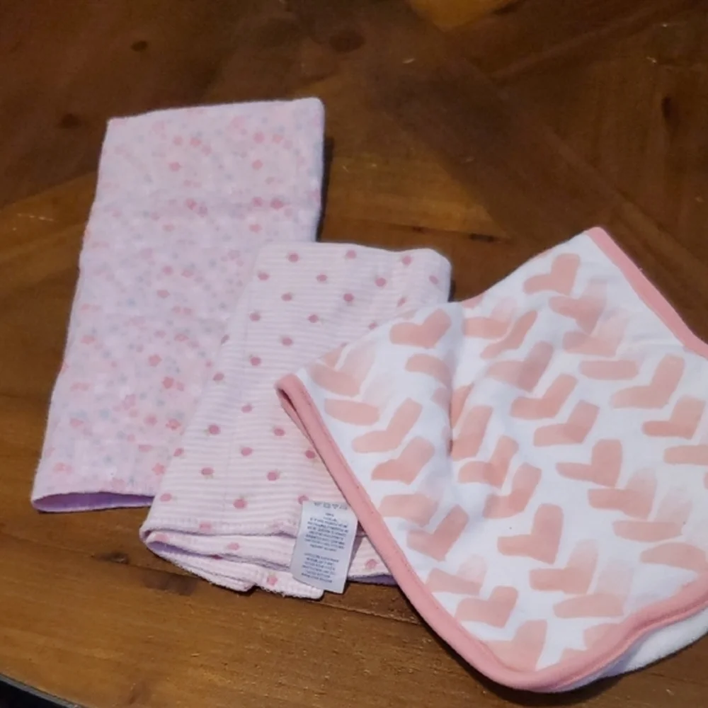 🐻 Pink Baby Burp cloth Set